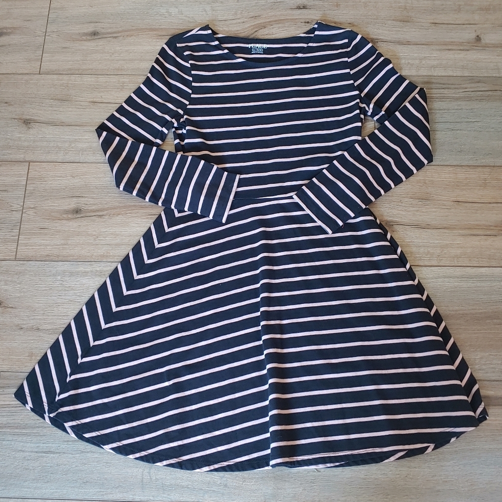 EUC children's places girls dress size 10/12